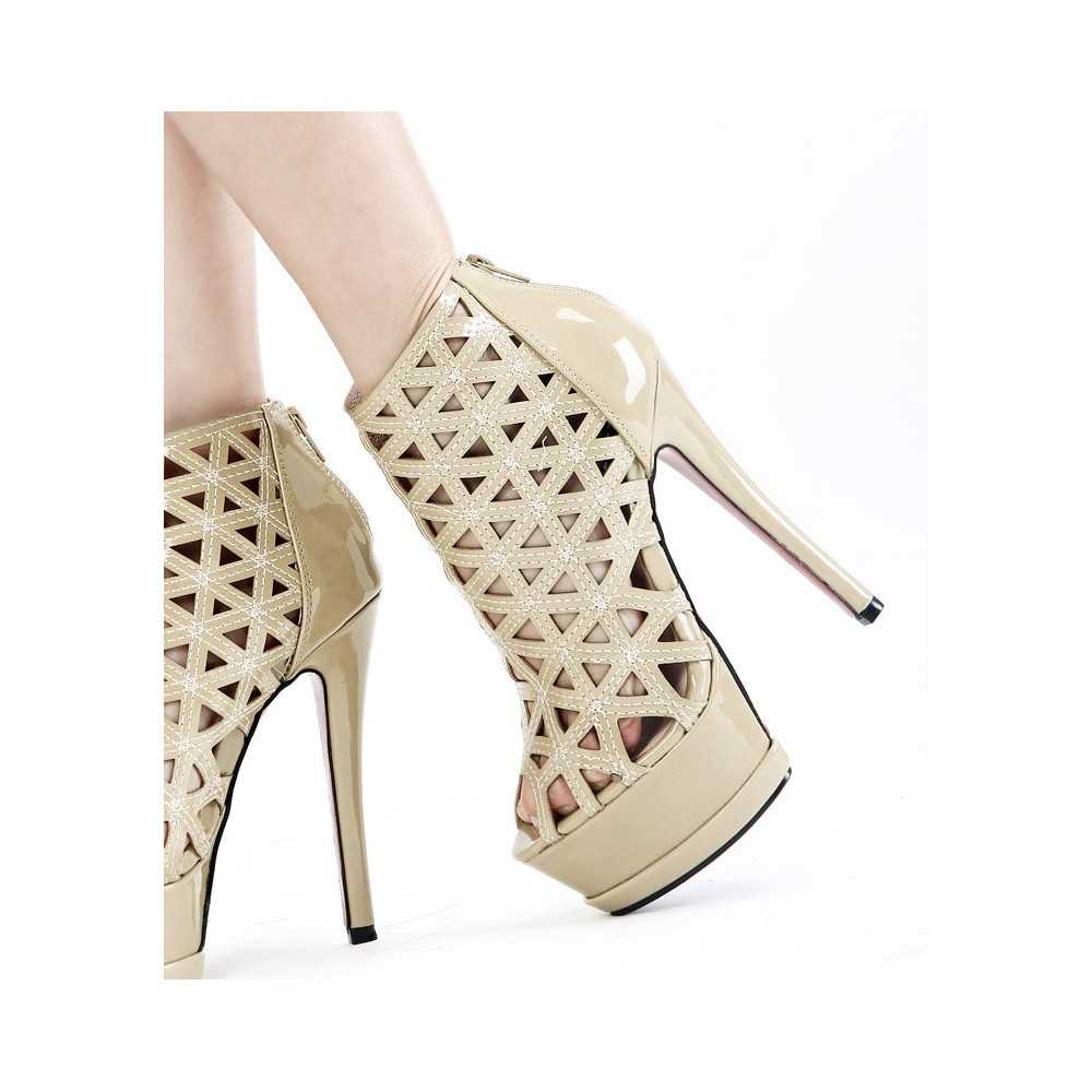 Sandali tacco alto sexy a stivaletto spuntati in vernice Tacco 14cm Plateau 4.5cm Beige Kvoll